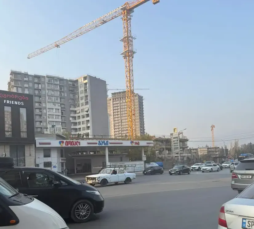 იყიდება 2 ოთახიანი ბინას 57მ² 11/18 სართ თბილისი - photo 1