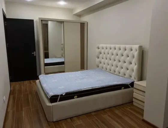 იყიდება 3 ოთახიანი ბინას 124მ² 1/7 სართ თბილისი