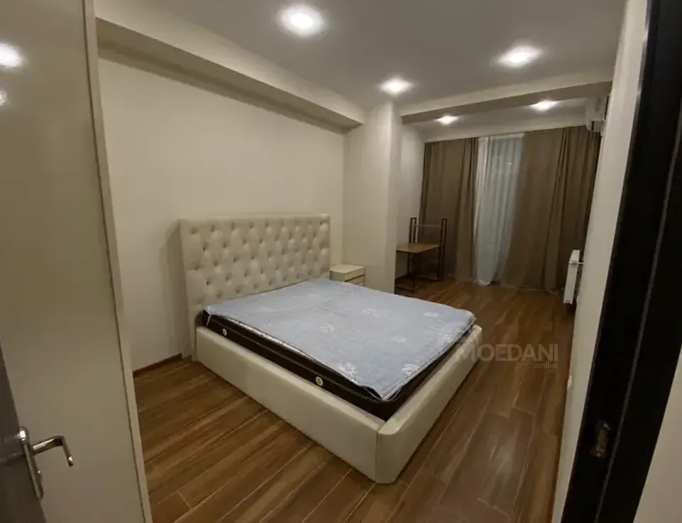 იყიდება 3 ოთახიანი ბინას 124მ² 1/7 სართ თბილისი - photo 4