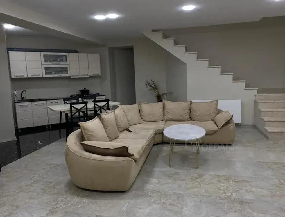 იყიდება 3 ოთახიანი ბინას 124მ² 1/7 სართ თბილისი - photo 1