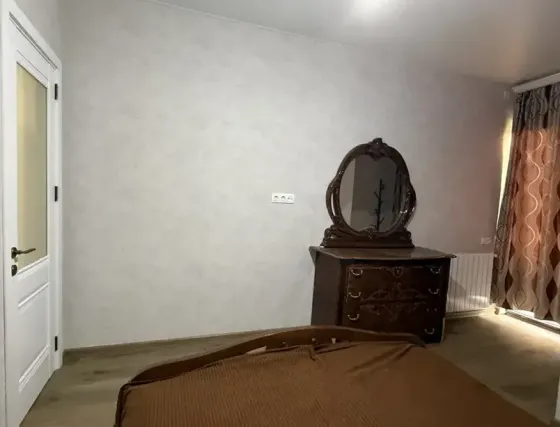 იყიდება 3 ოთახიანი ბინას 70მ² 3/14 სართ თბილისი