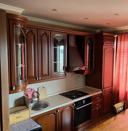 იყიდება 4 ოთახიანი ბინას 90მ² 5/9 სართ თბილისი