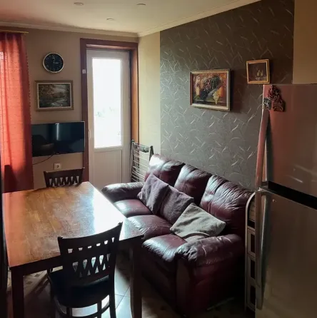 იყიდება 4 ოთახიანი ბინას 90მ² 5/9 სართ თბილისი