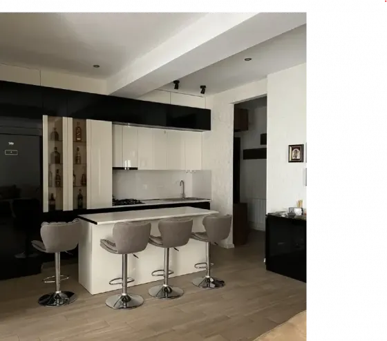 იყიდება 3 ოთახიანი ბინას 71.5მ² 3/6 სართ თბილისი