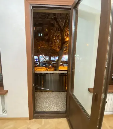 იყიდება 3 ოთახიანი ბინას 75მ² 2/4 სართ თბილისი