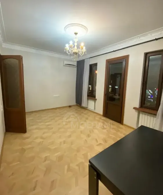 იყიდება 3 ოთახიანი ბინას 75მ² 2/4 სართ თბილისი - photo 12