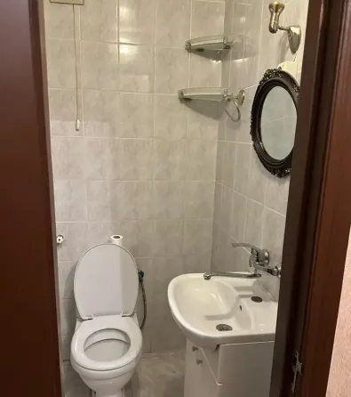 იყიდება 4 ოთახიანი ბინას 125მ² 3/5 სართ თბილისი