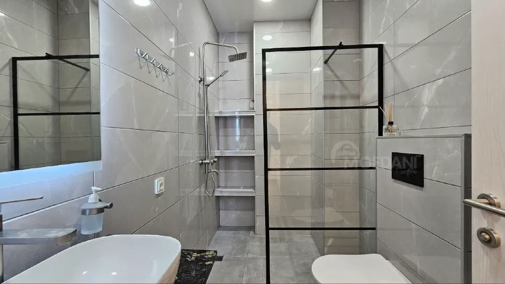 იყიდება 2 ოთახიანი ბინას 45მ² 7/9 სართ ბათუმი - photo 7