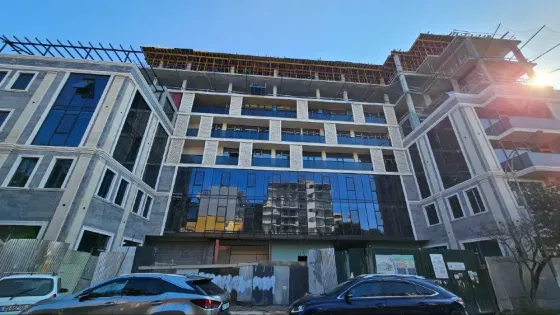 იყიდება 2 ოთახიანი ბინას 45მ² 4/8 სართ ბათუმი